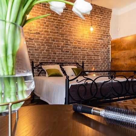 Смольського, 6 Apartment ลวีฟ ภายนอก รูปภาพ