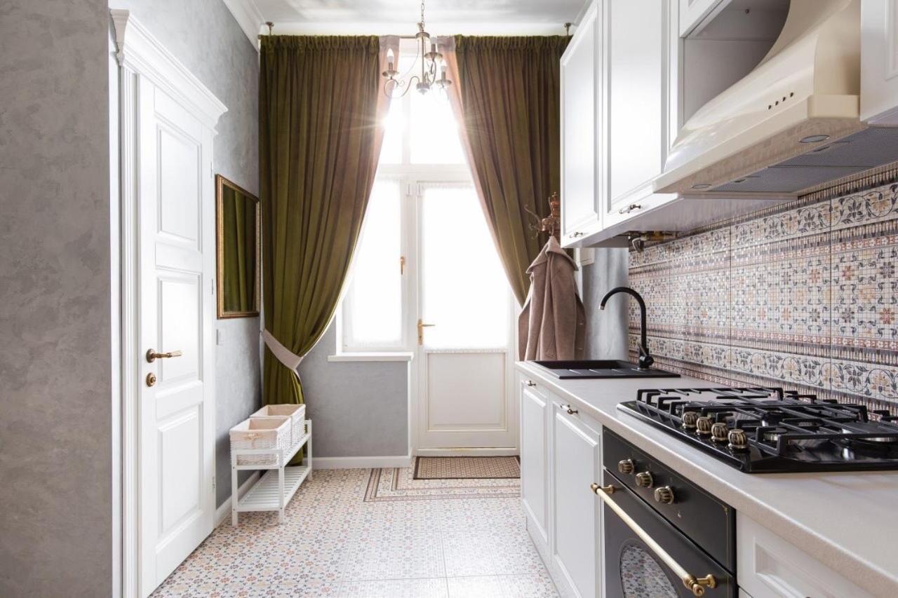 Смольського, 6 Apartment ลวีฟ ภายนอก รูปภาพ