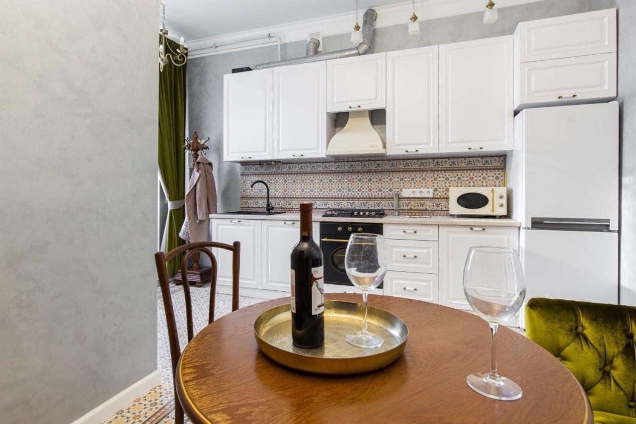 Смольського, 6 Apartment ลวีฟ ภายนอก รูปภาพ